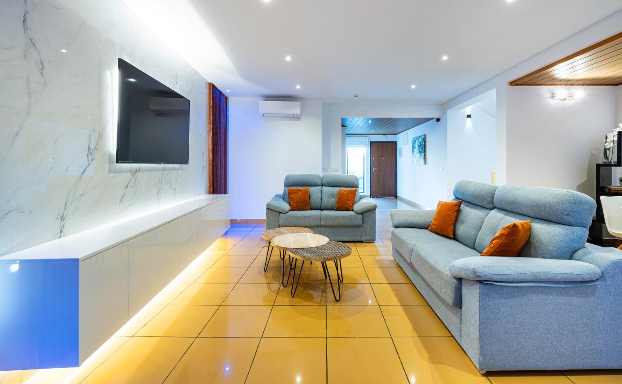 Apartament Penthouse 160Sqm Wide Terraces Pool View & Private Hot Tub & Parking Albufeira Zewnętrze zdjęcie