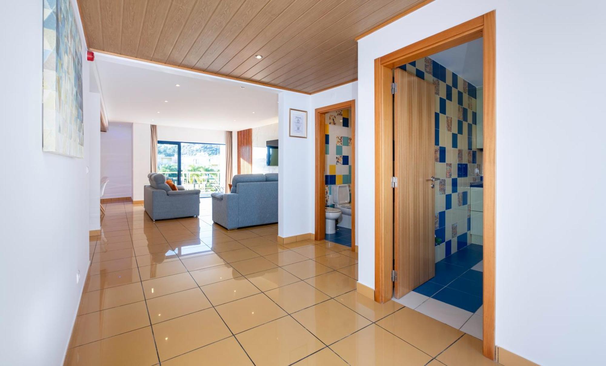 Apartament Penthouse 160Sqm Wide Terraces Pool View & Private Hot Tub & Parking Albufeira Zewnętrze zdjęcie